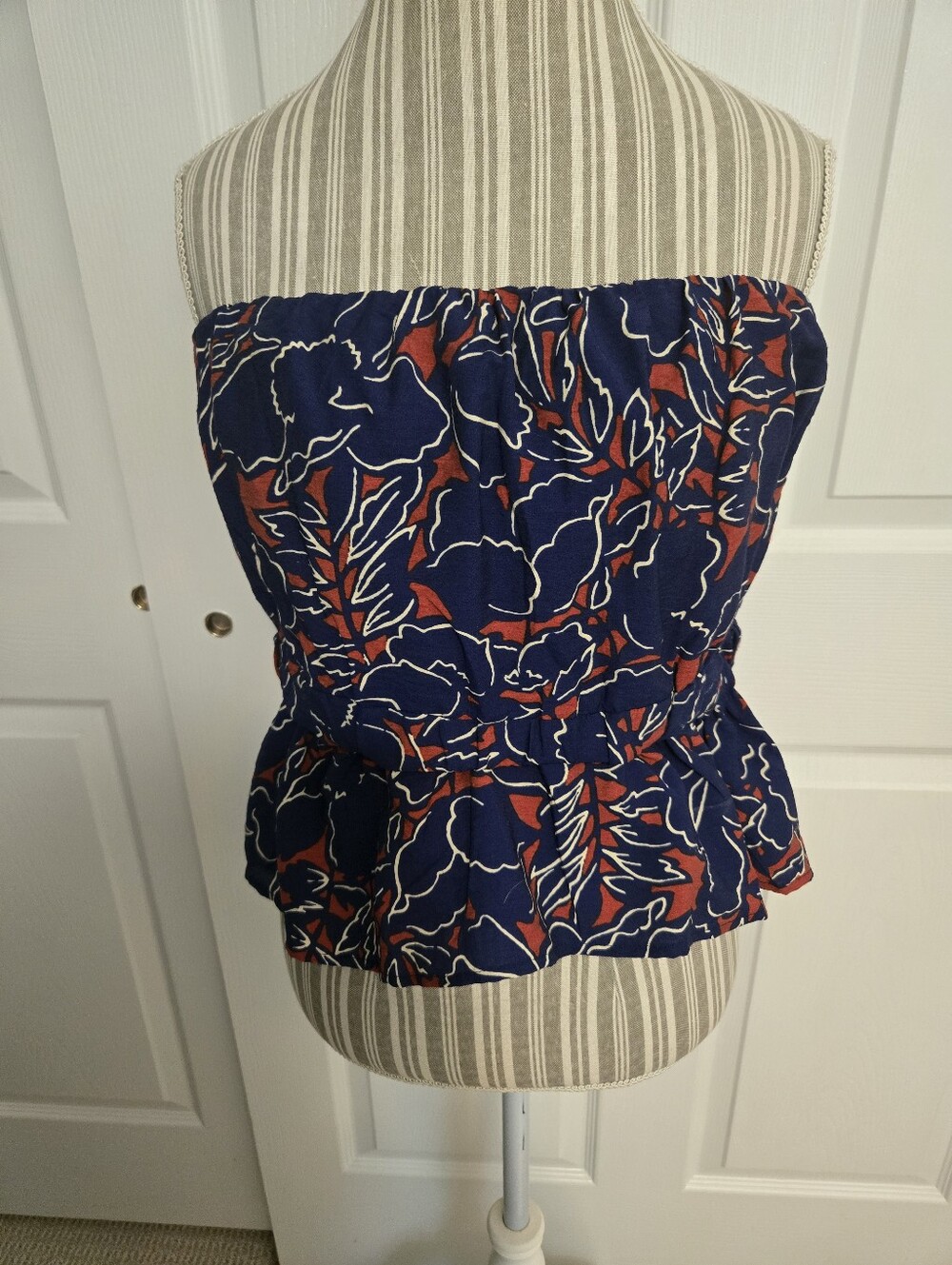 Banana Republic Navy Floral Strapless Top